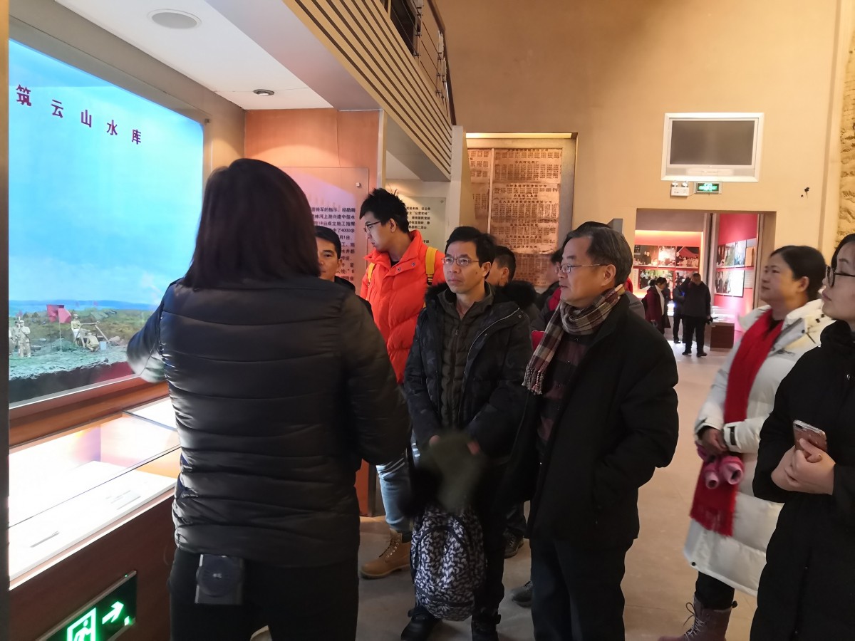 1577699079678075.jpg 参观北大荒博物馆.jpg